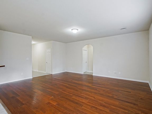 5th image of 9459 Mandeville Dr