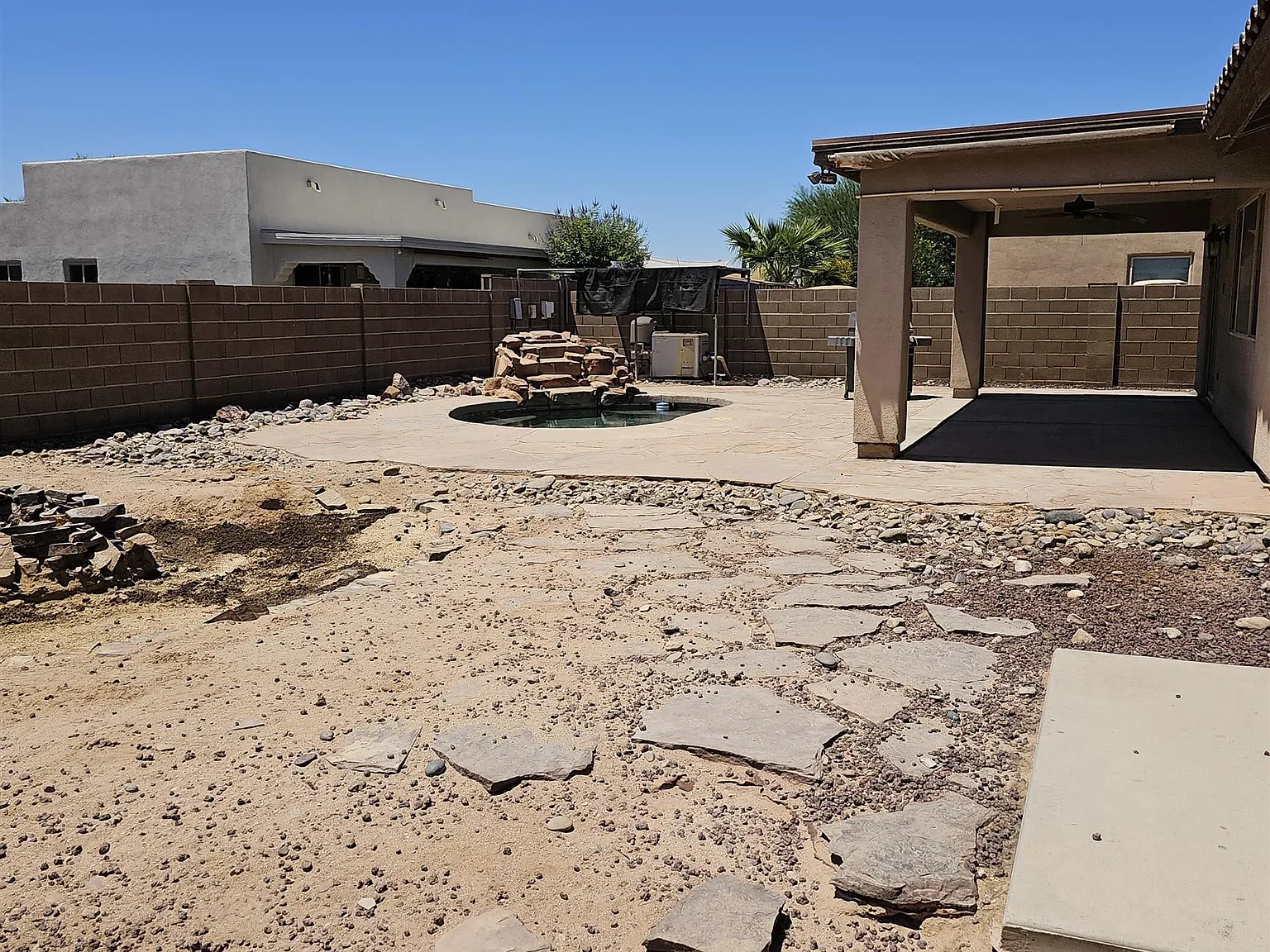 3 bed, 2.0 bath, 1644 sqft, $2,150 — Photo 4