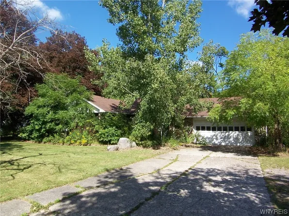 4085 W Main Street Rd, Batavia, NY 14020