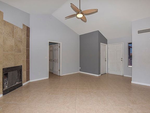 4th image of 5517 W Willow Ave