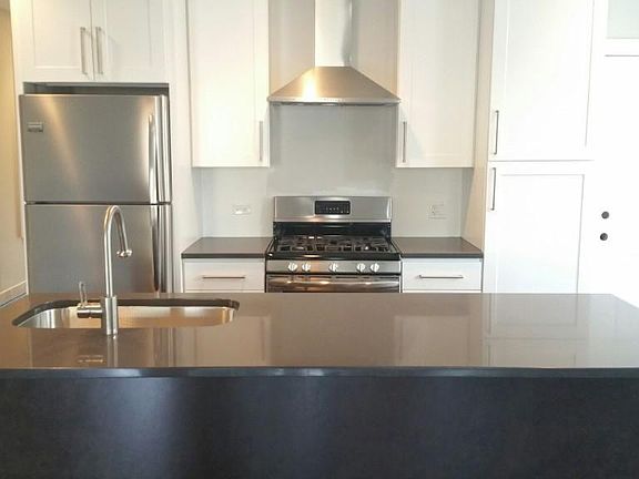 4th image of 1994 N Wolcott Ave #37342
