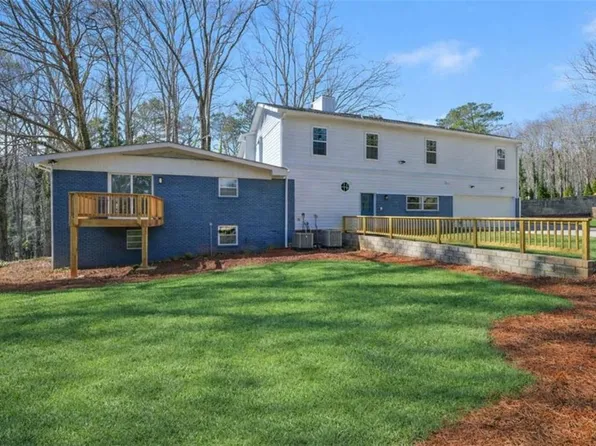 4015 Cascade Rd S, Fulton, GA 30331