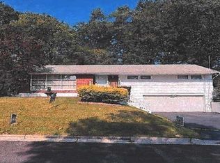 411 Kathleen Dr, Endicott, NY 13760