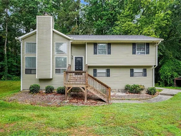 2311 Weatherly Ct, Jonesboro, GA 30236