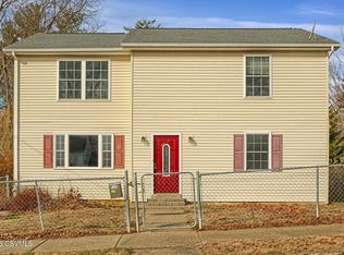 375 7th St, Northumberland, PA 17857