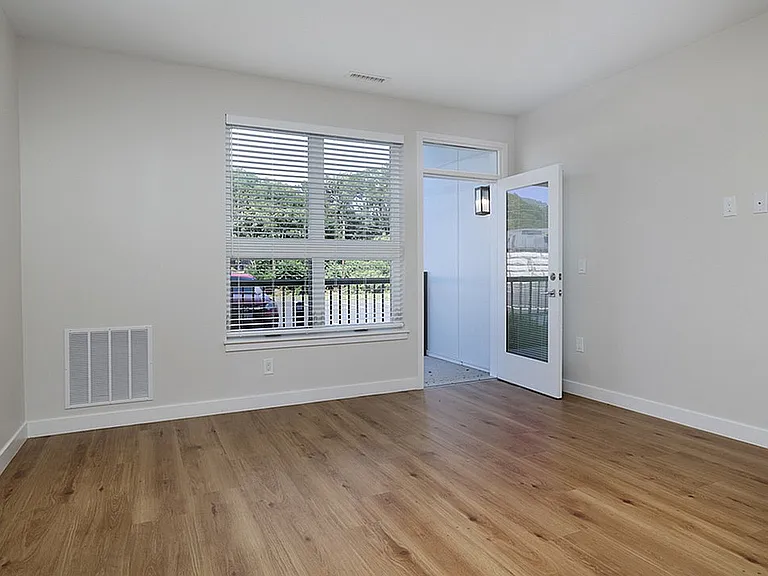 The-James-Apartments (29)