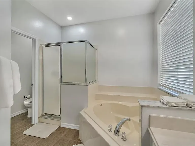 2801 Lido Key Ct — Photo 9