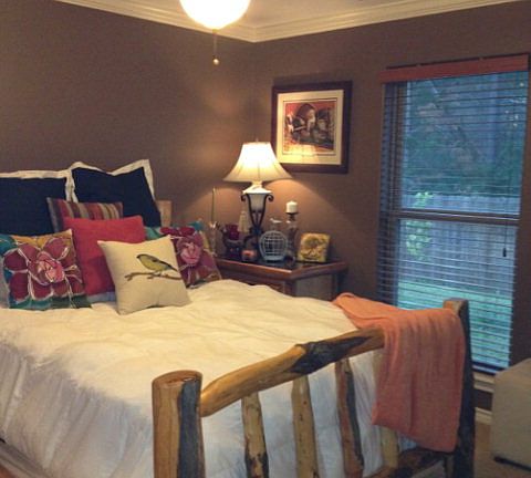 3rd image of 2217 Tanglewood Cir