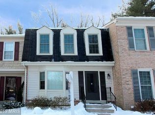 10035 Maple Leaf Dr, Gaithersburg, MD 20886