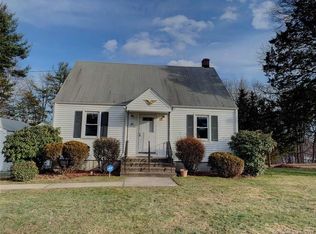 22 Merrill Rd, Trumbull, CT 06611