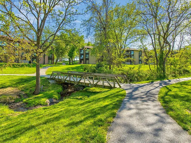 5915 Tamar Dr #12 — Photo 29