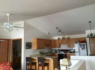 1510 W Pine St APT 106, Baraboo, WI 53913