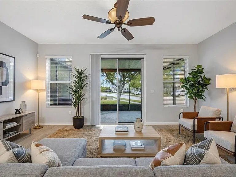 6705 Holly Heath Dr — Photo 48