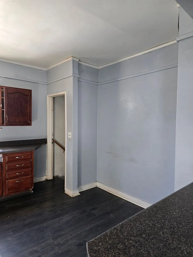 Nice 2BD/1BA — Photo 4