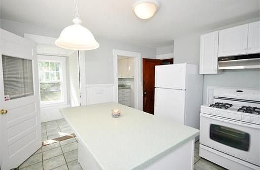 3rd image of 47 W Prescott St