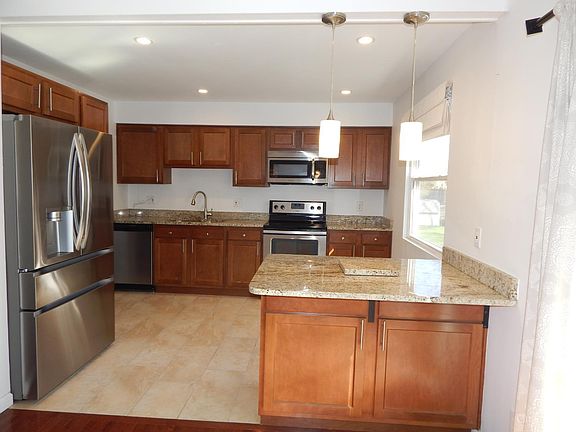 5th image of 6601 Ripplewood Ln