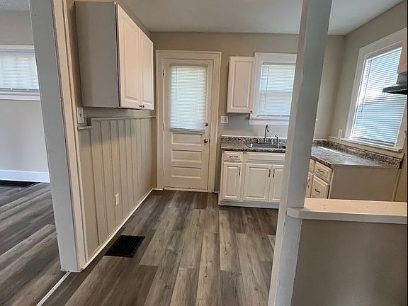 3rd image of 3804 W Liberty St