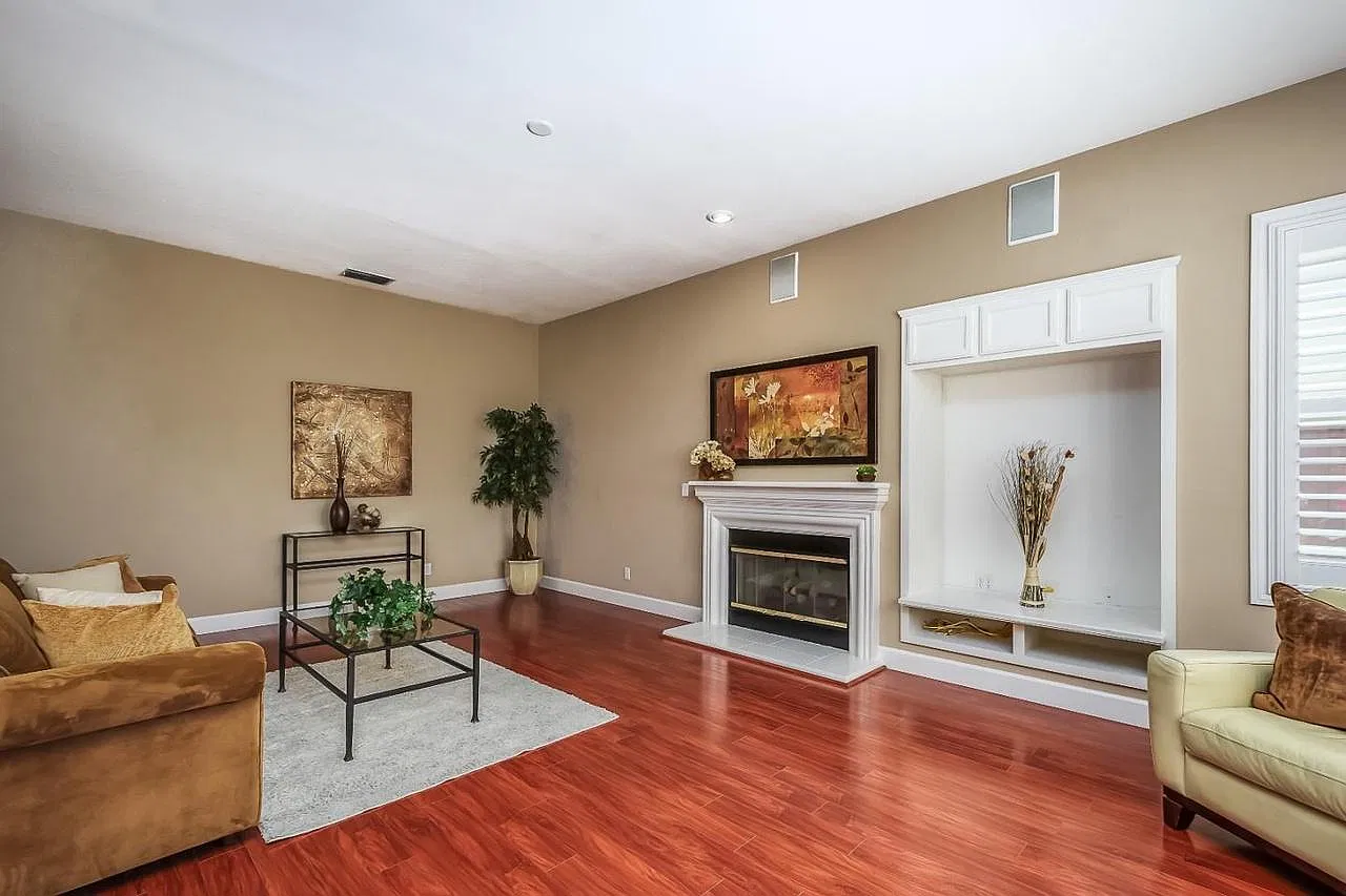 4310 Belcarra Ct — Photo 3