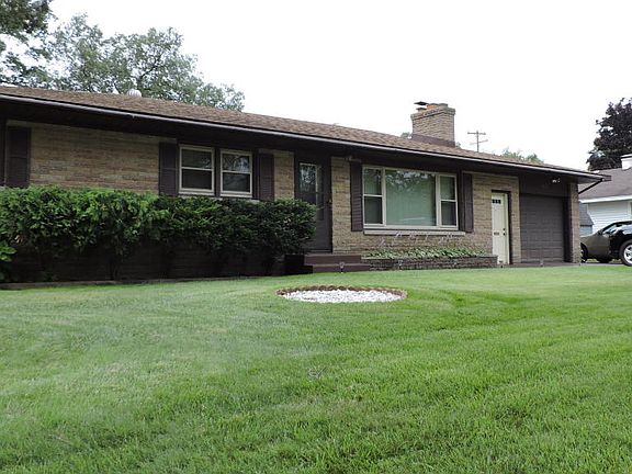 2nd image of 1427 Calvin Ave