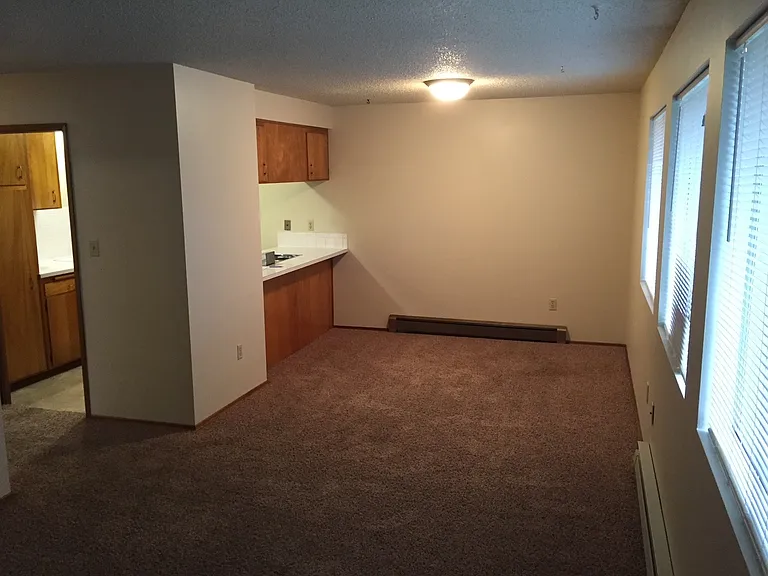 1904 W 2nd Ave #4 — Photo 8