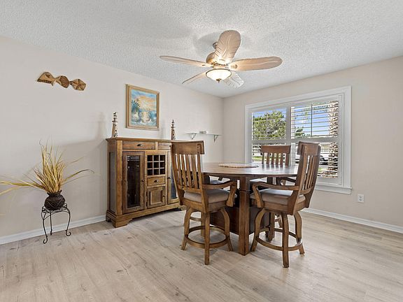 4th image of 550 PAUROTIS Lane