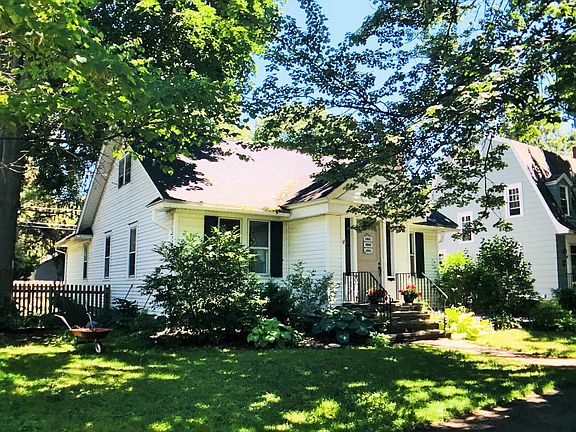 2nd image of 22 Melvin Ave