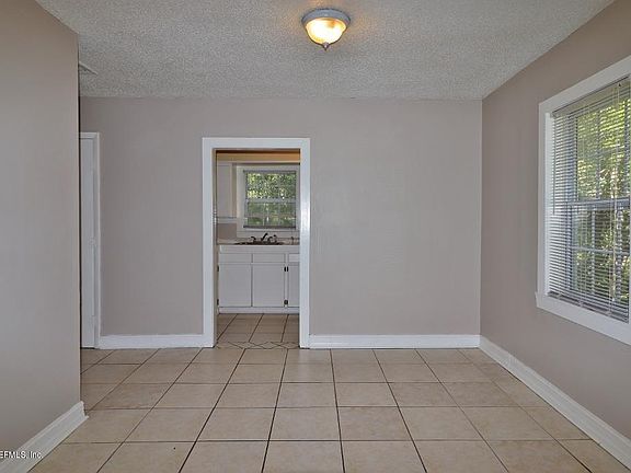 2nd image of 1758 Powhattan St #A