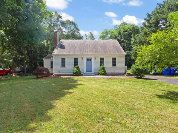4 Thom Avenue, Bourne, MA 02532