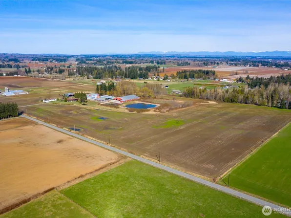 490 W Laurel Road, Bellingham, WA 98226