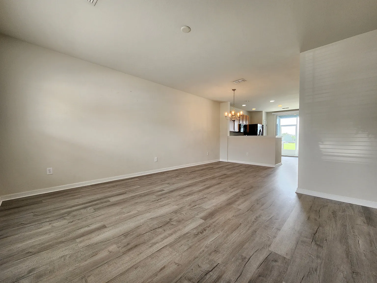 2 bed, 2.5 bath, 1134 sqft, $1,500 — Photo 3