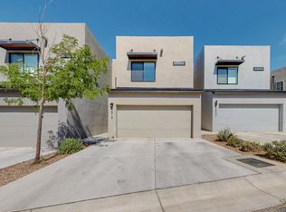 4519 Villa Loma Ln NE, Albuquerque, NM 87111