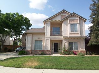 1437 W Minarets Ave, Fresno, CA