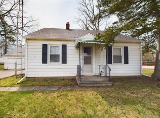 1025 W Decamp St, Flint, MI 48507