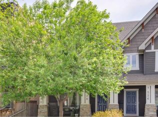 528 34th St NW #1, Calgary, AB T2N2X7