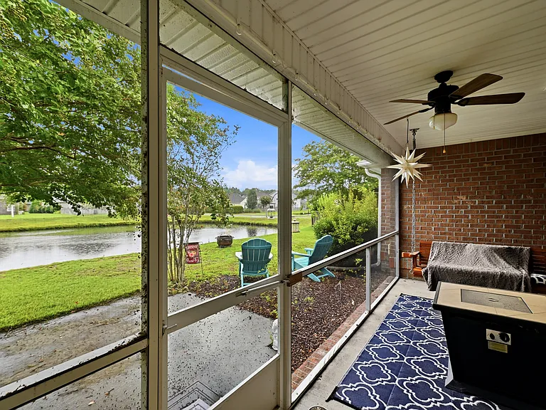 1156 Slater Way — Photo 31