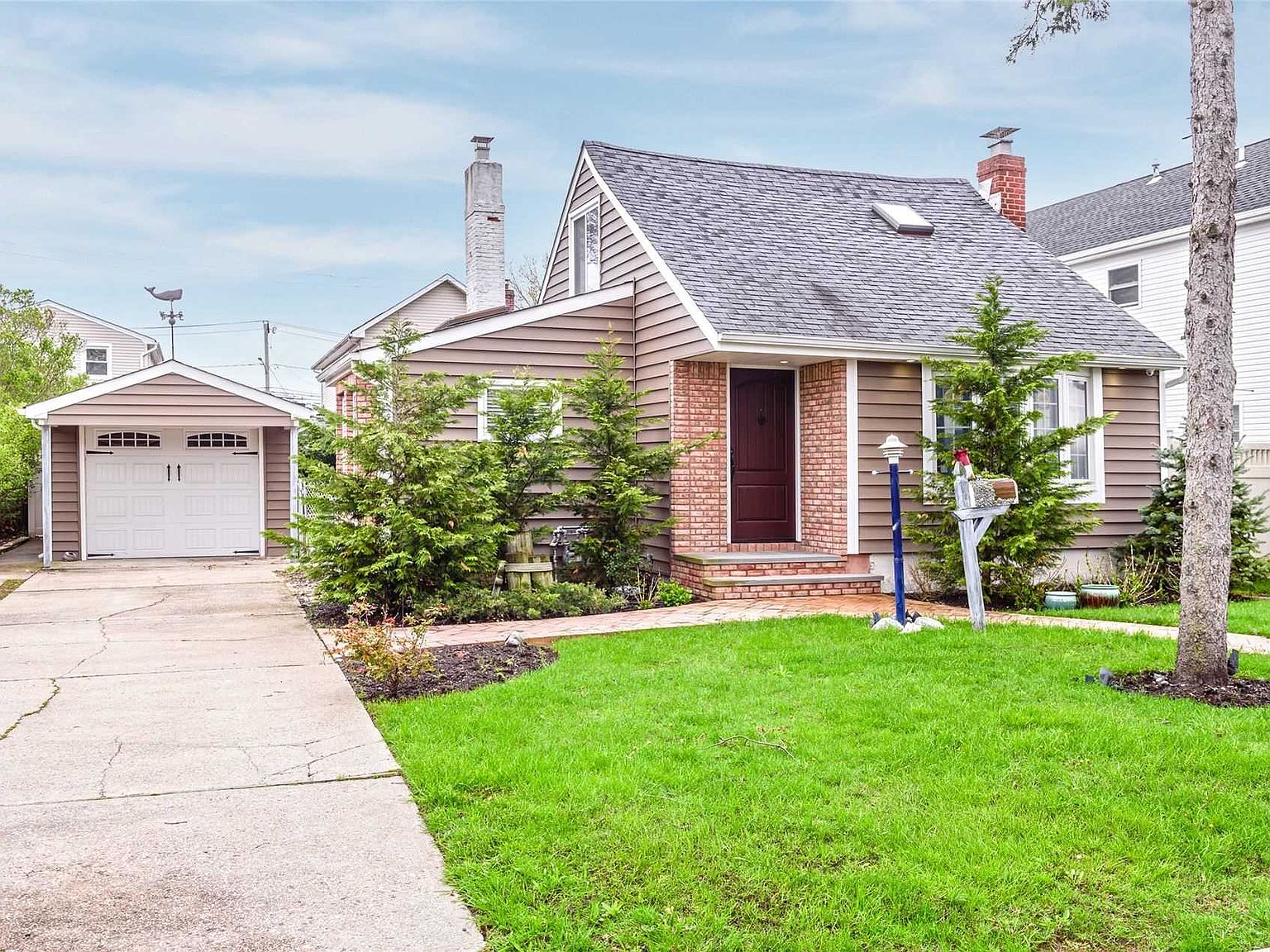 111 Beach Dr, Merrick, NY 11566 Zillow