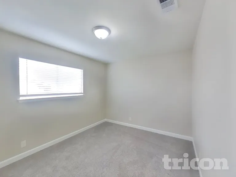 7326 Glen Trl — Photo 12