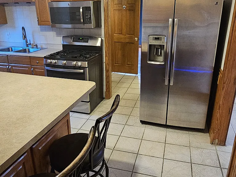 205 Bassett St #2 — Photo 2