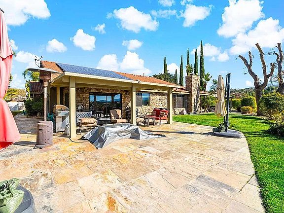 3rd image of 40050 Camino Arroyo Seco