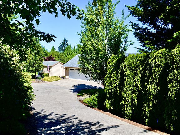 3rd image of 18918 NE 204th Ave