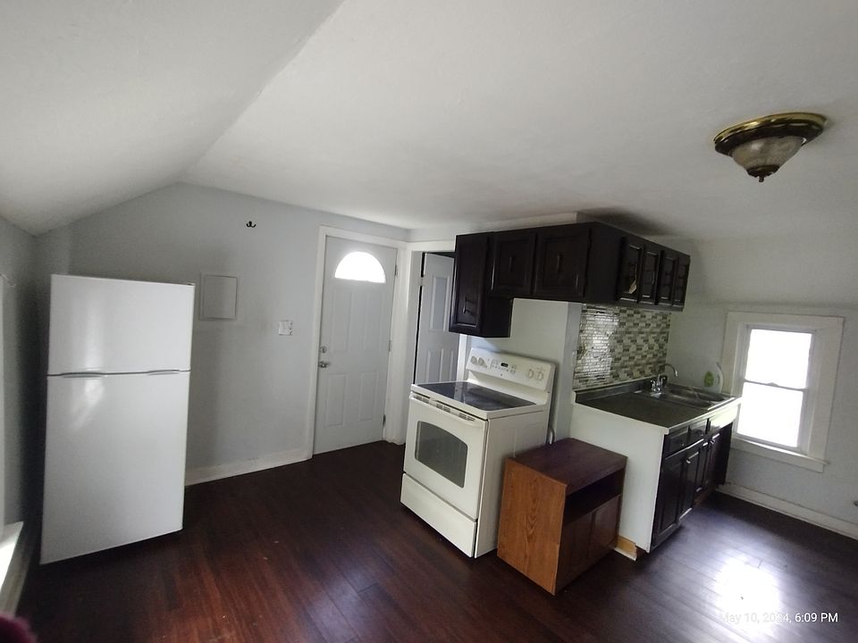 1st image of 1615 Herbert St #1/2