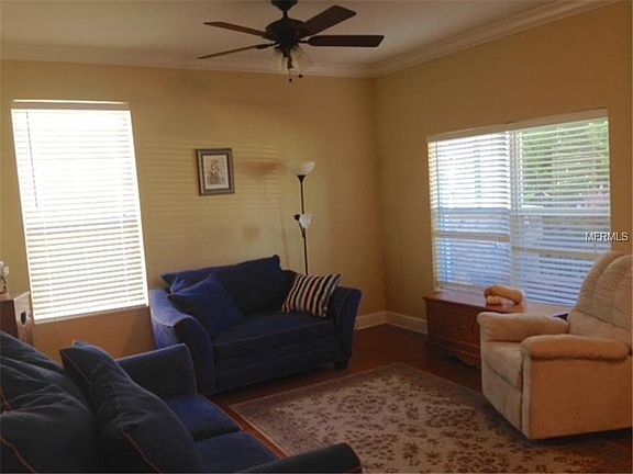 3rd image of 216 Wellisford Way