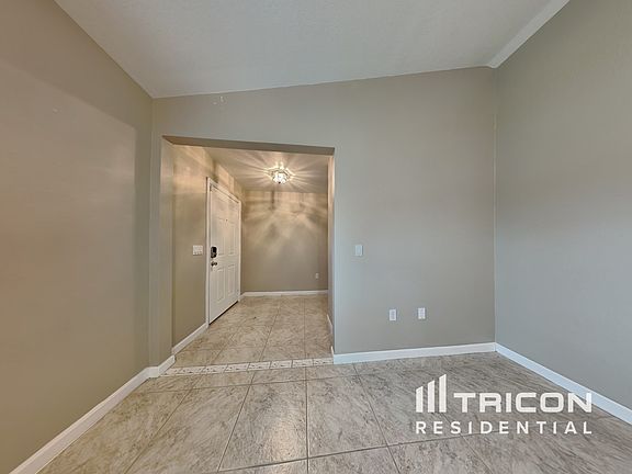3rd image of 424 Bahia Grande Ave