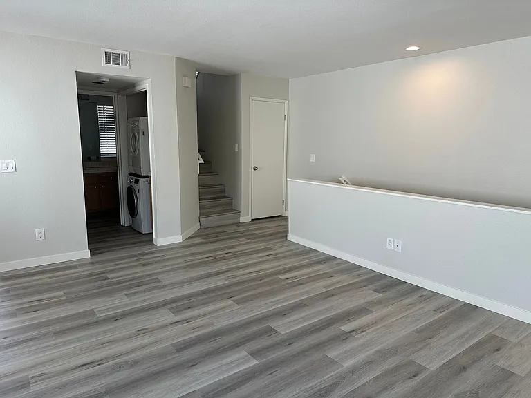 829 San Jose Pl #829 — Photo 2