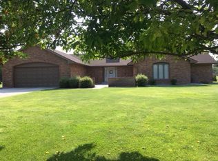 5 Dale Dr, Cody, WY 82414