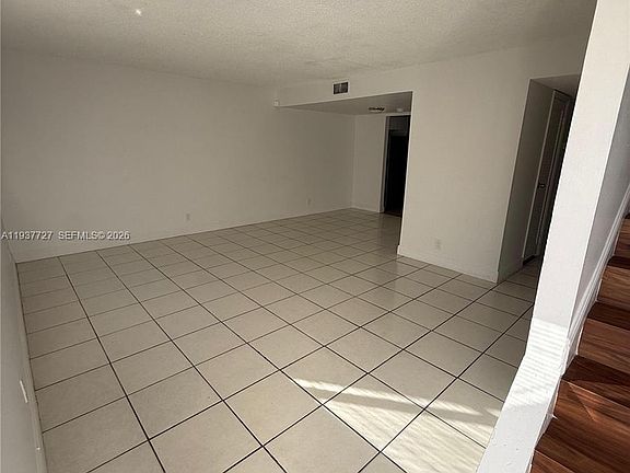 3rd image of 5817 Blueberry Ct #92