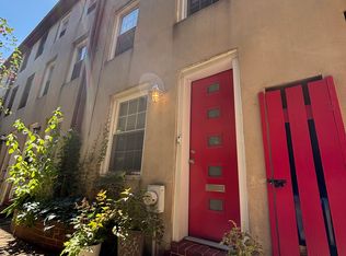 804R S 6th St #D, Philadelphia, PA 19147