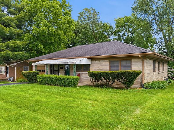 4th image of 2192 Harrodsburg Rd