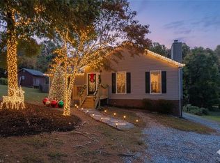 1107 Harvest Dr, Thomasville, NC 27360