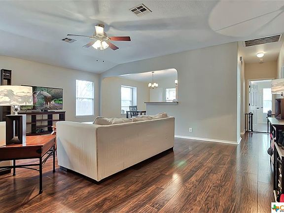 5th image of 305 Ibis Falls Dr
